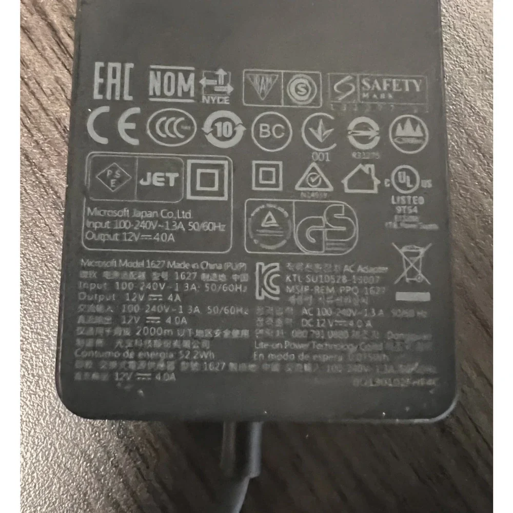 Microsoft Model 1664 Docking Station For Surface USB Port 3.0 with AC Adapter